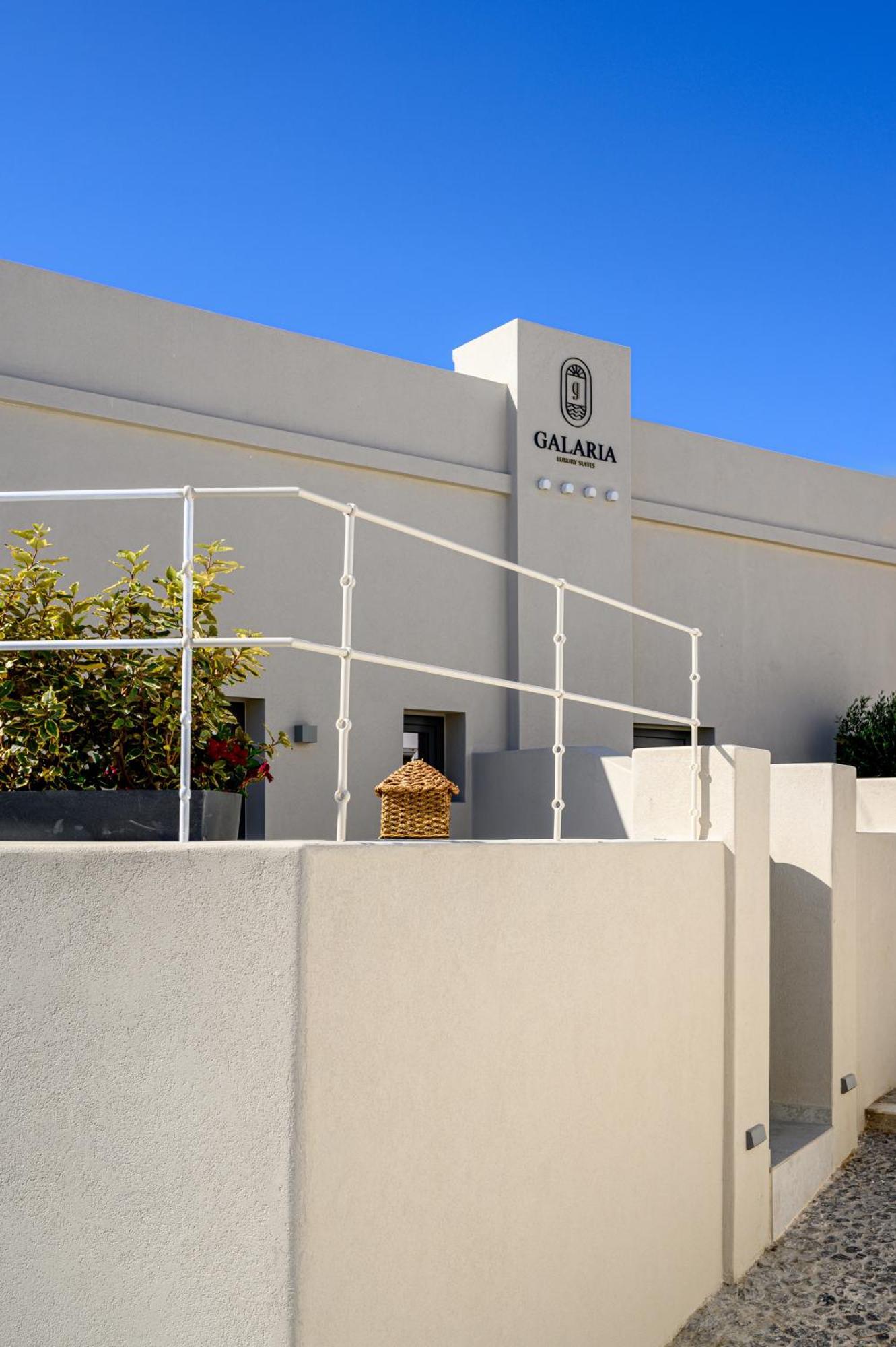 Galaria Serenity Suites Vóthon Esterno foto