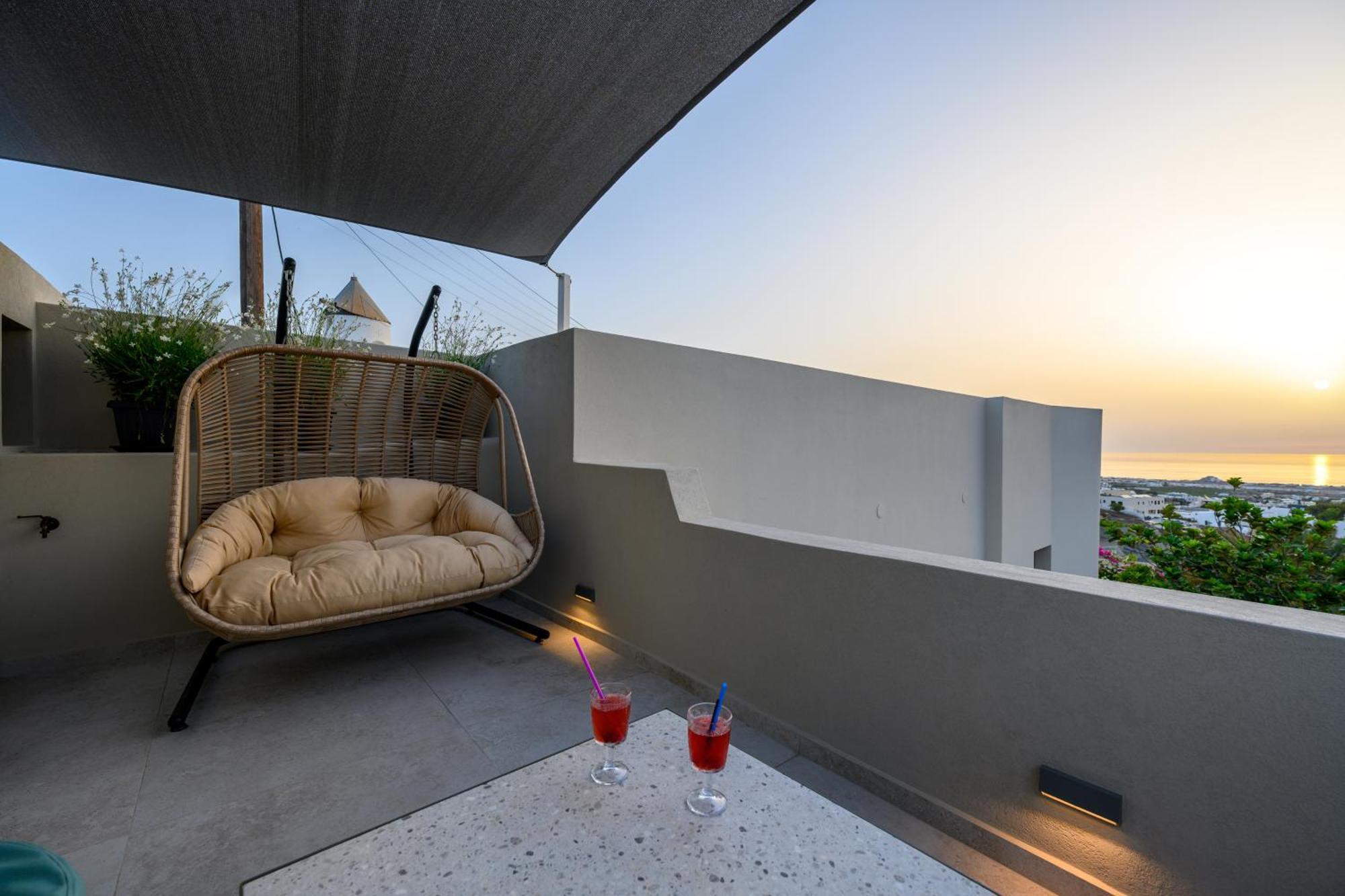 Galaria Serenity Suites Vóthon Esterno foto