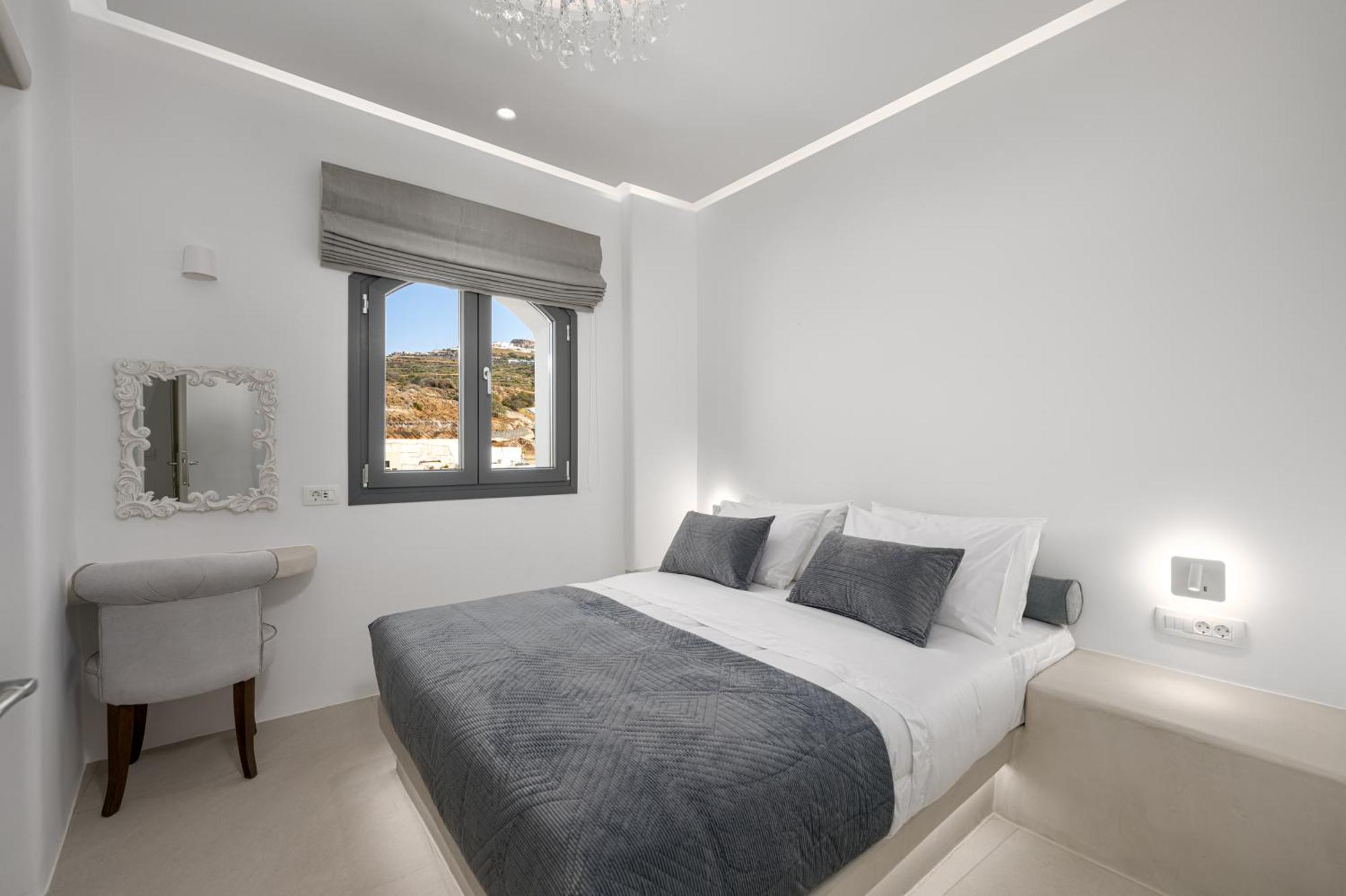 Galaria Serenity Suites Vóthon Esterno foto