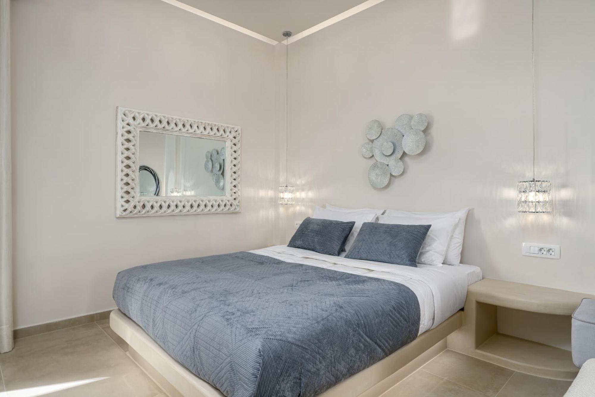 Galaria Serenity Suites Vóthon Esterno foto